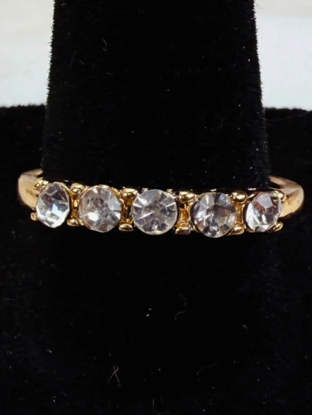 Goldtone Minimalist Women's Ring with Clear Accents size 8.75